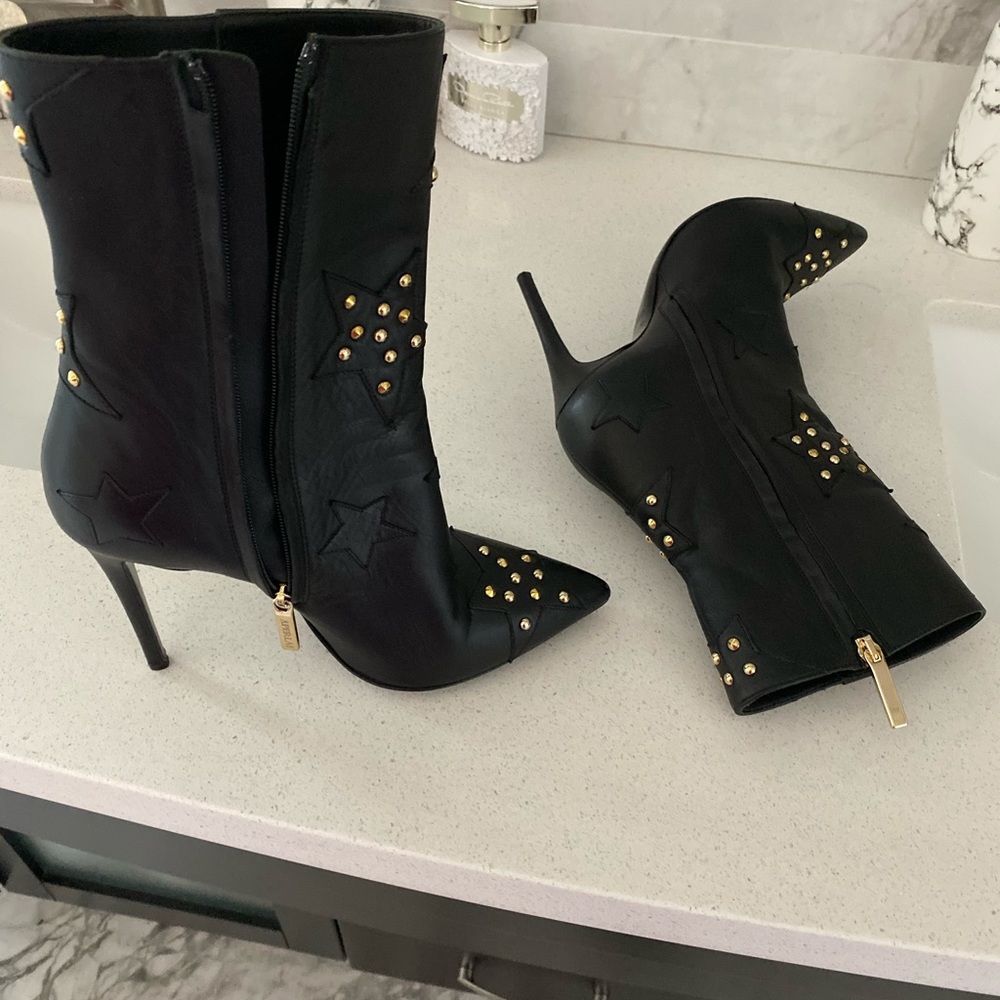 Aperlai designers boots